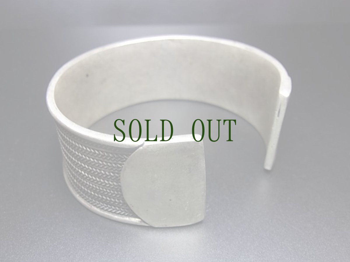 画像5: 貴州ミャオ族のシルバーバングル(ミャオ銀)　 約25mm (5)