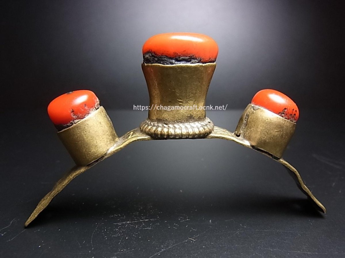 画像1: チベット・珊瑚の髪飾り（Old Tibetan hair ornament）　ゴロク地方（アンティーク） (1)