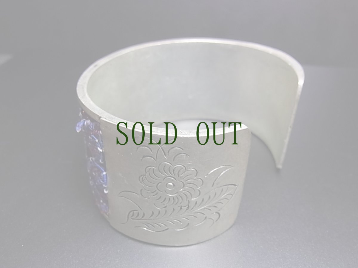 画像5: 貴州省ミャオ族の刺繍古裂バングル(苗銀)　Old embroidery Miao silver bangle　 (5)