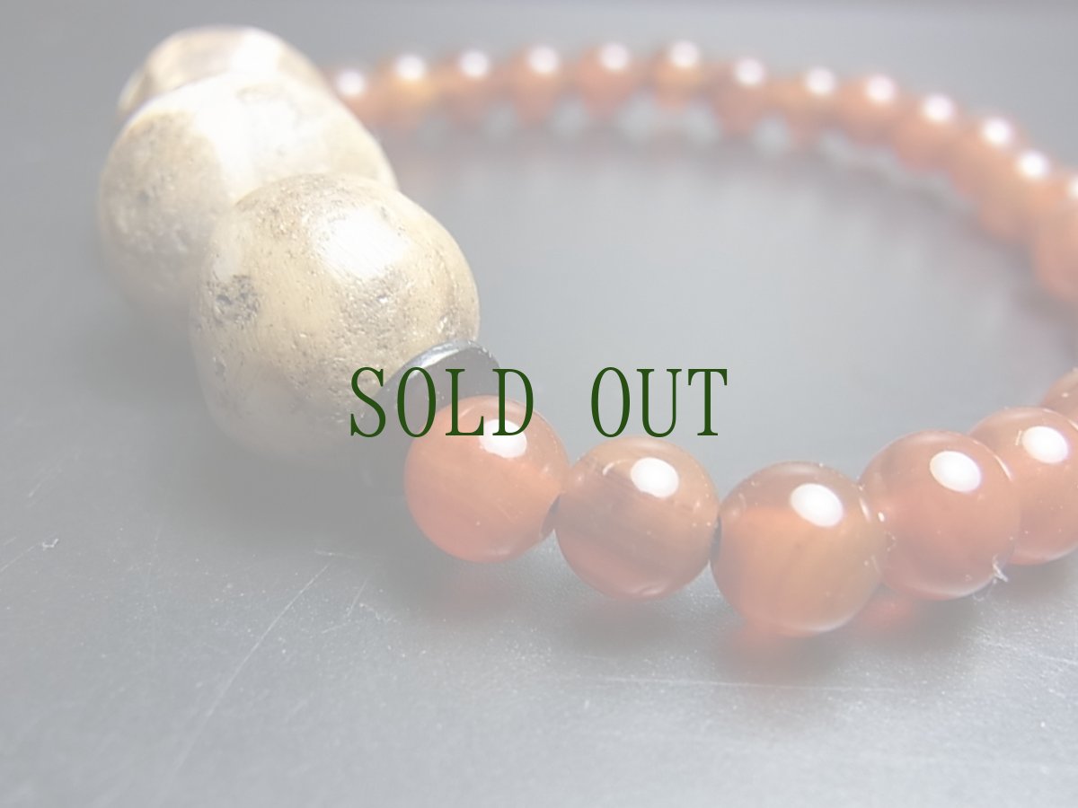 画像5: チベットアンデシン（血珠）とパムテックビーズ（アンティーク・pumtek ）のピアス (5)