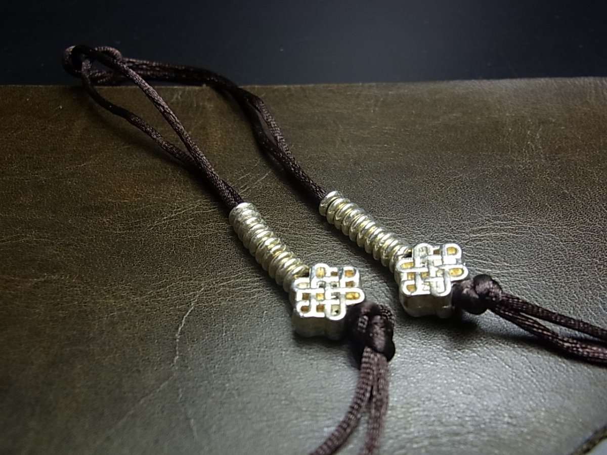 画像1: チベット密教法具・エンドレスノット数珠カウンター（TIbetan  mantra counters for Mala）一対 (1)