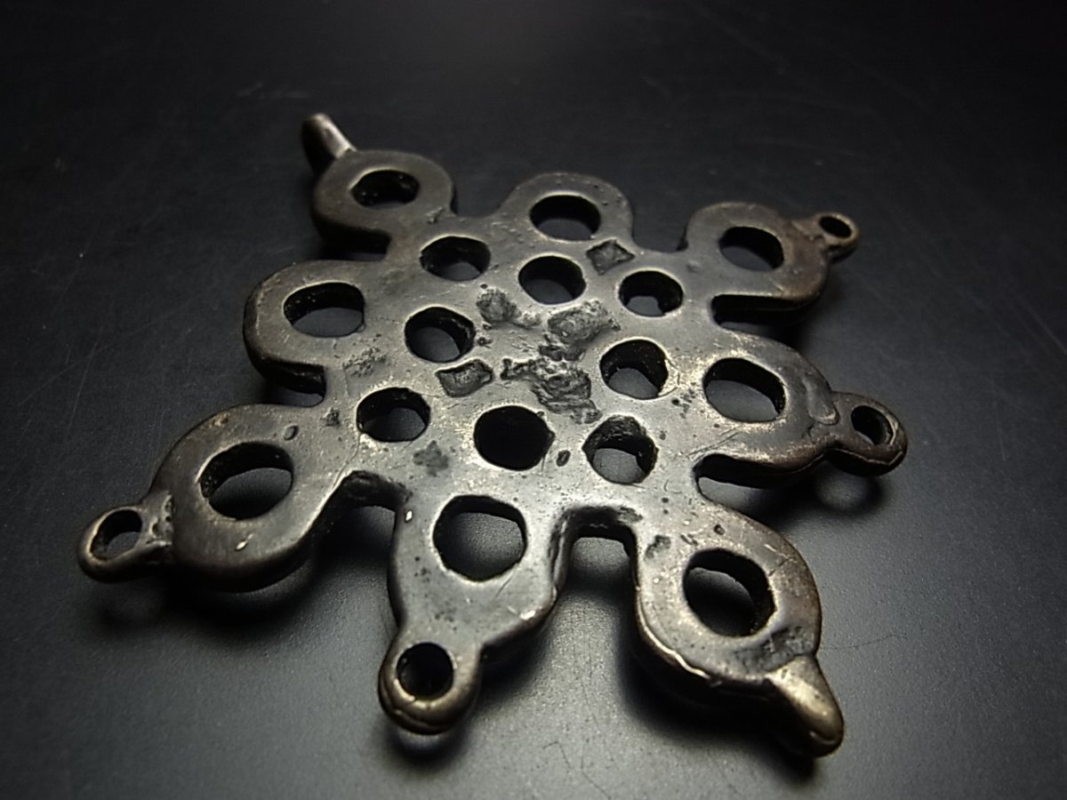 画像4: チベット・トクチャ(天鉄・Thogchags)　ベルべ(無限の紐・エンドレスノット)　オールド (4)