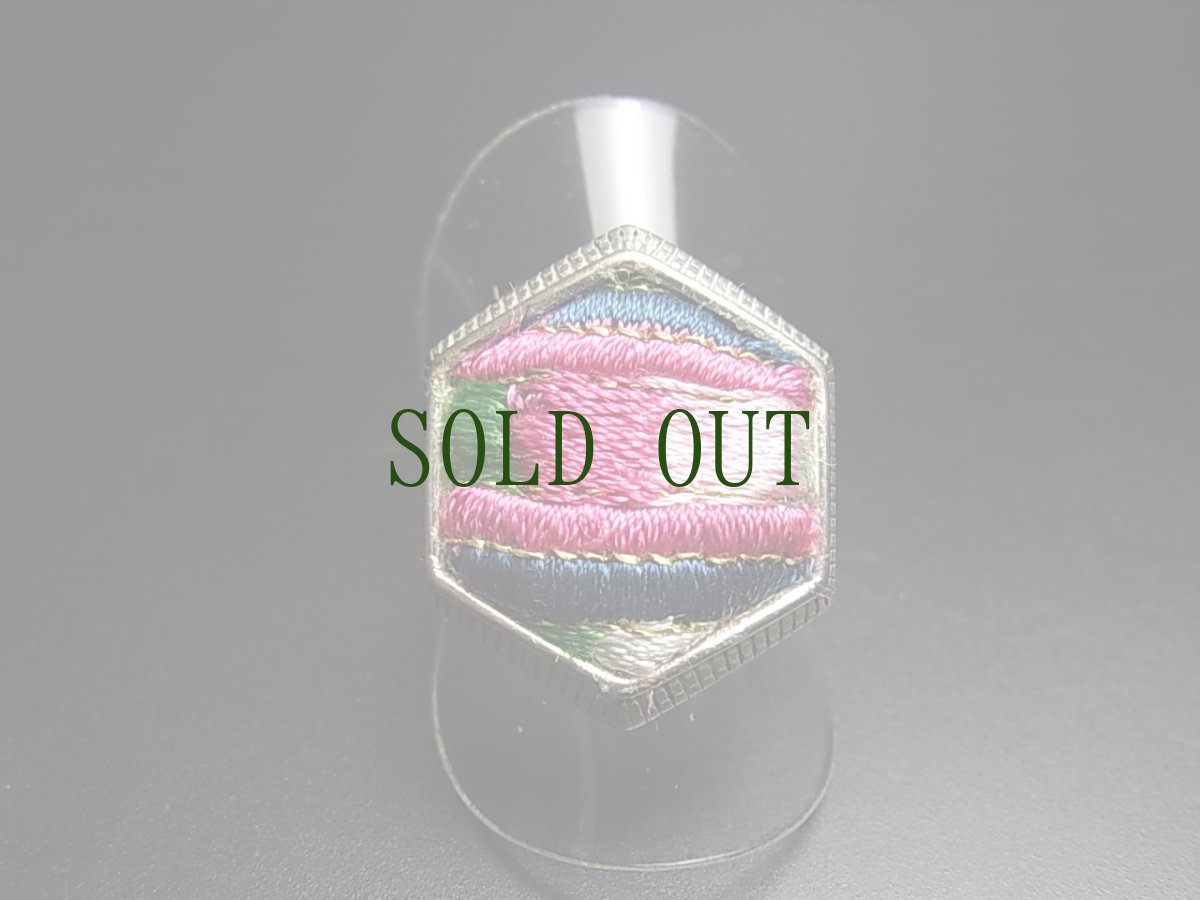 画像2: 貴州ミャオ族の刺繍古裂リング（苗銀製） (2)