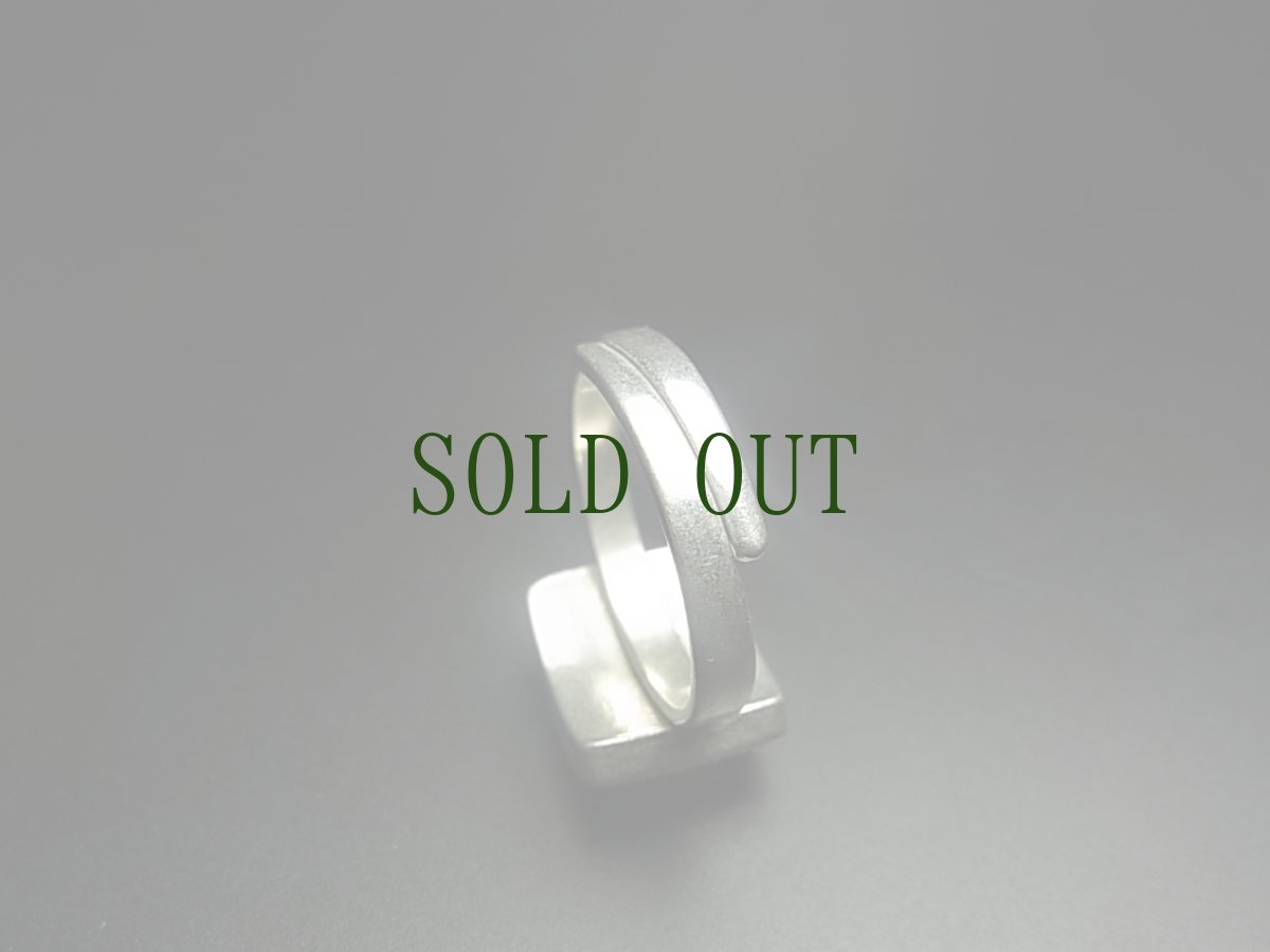 画像4: 貴州ミャオ族の刺繍古裂リング（苗銀製） (4)