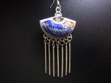 画像5: ミャオ族（苗族）の苗銀製・刺繍古裂ピアス・扇/  Miao Old embroidery earrings (5)