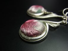 画像3: ミャオ族（苗族）の苗銀製・刺繍古裂ピアス・白鳥/  Miao Old embroidery earrings (3)