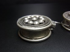 画像3: 貴州苗族（ミャオ族）のシルバーピアス(苗銀)　銅鼓　 (3)