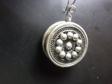 画像7: 貴州苗族（ミャオ族）のシルバーピアス(苗銀)　銅鼓　 (7)