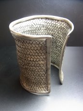 画像4: 貴州ミャオ族のシルバーバングル(ミャオ銀)　編み　約78 mm (4)