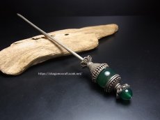 画像1: ミャオ族（苗族）の髪留め/かんざし（苗銀製）・翠色玉付　Traditional hair ornament, Kanzashi of Miao (1)