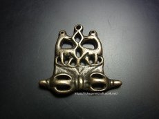 画像1: 天鉄・トクチャ(tibetan old thogchags)　双鹿と金剛杵（ドルジェ）　 (1)
