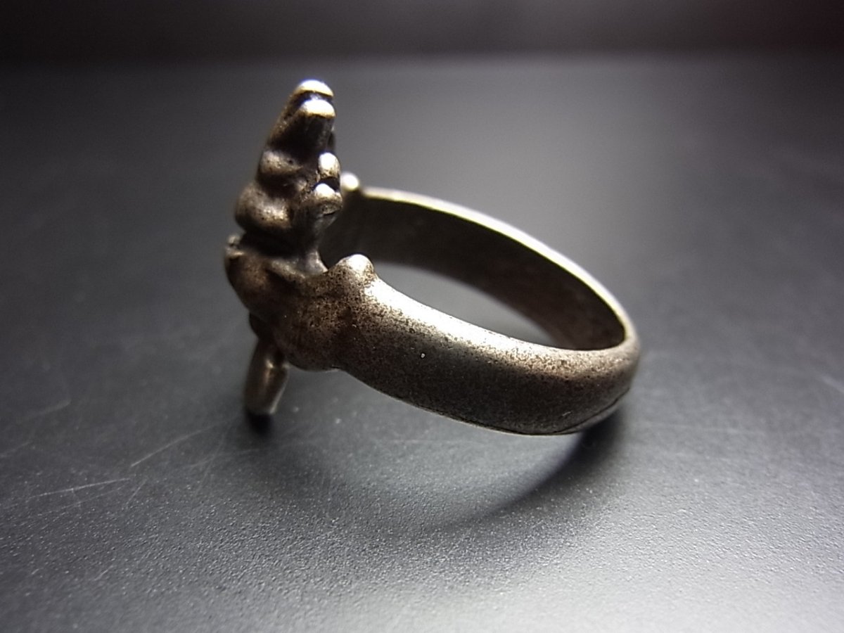 画像5: チベット・トクチャ(天鉄・Thogchags) 蔵銀製　霊鳥キュンのリング (5)