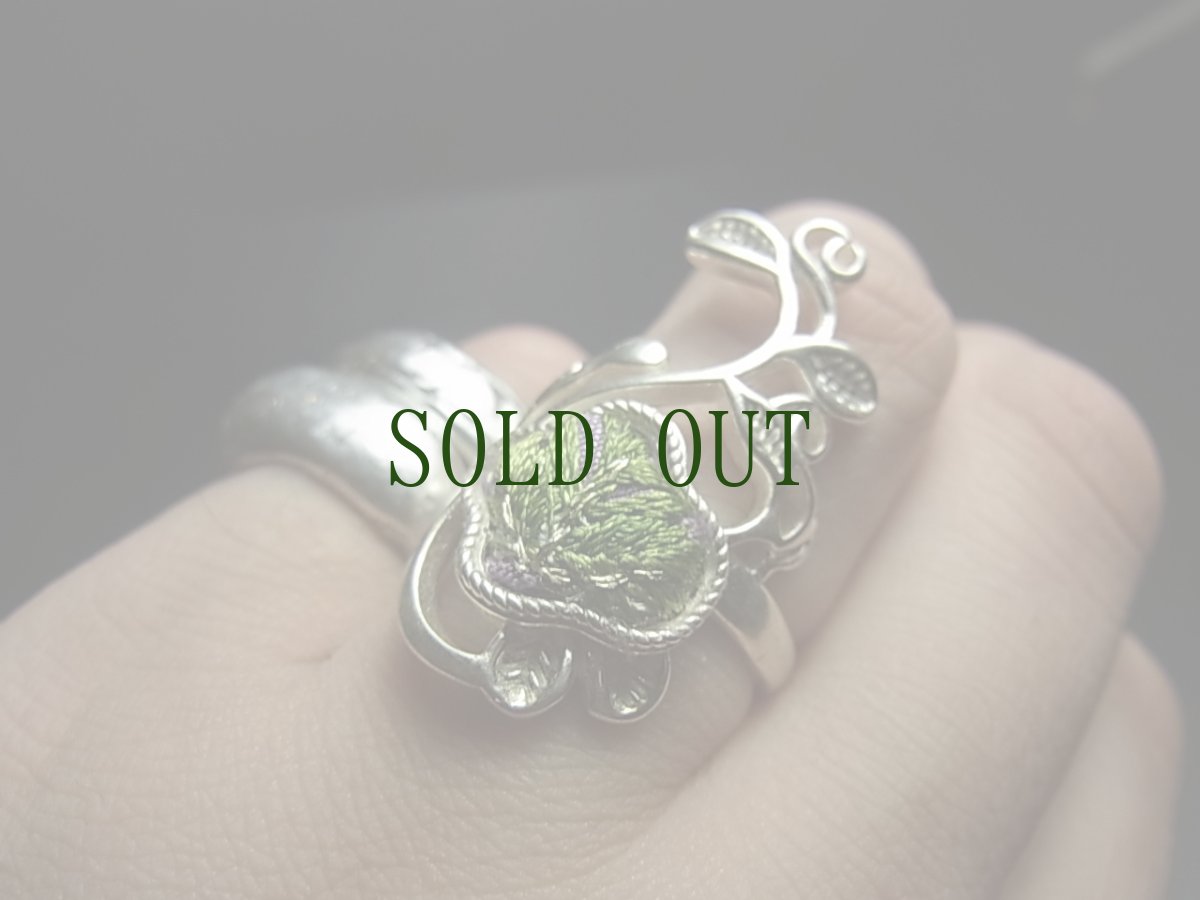 画像5: 貴州ミャオ族の刺繍古裂リング（苗銀製） (5)