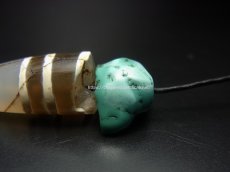 画像2: 古代ジービーズ（老天珠・Ancient dzi stone with old turquoise）老天珠(7ライン)とアンティークターコイズ (2)