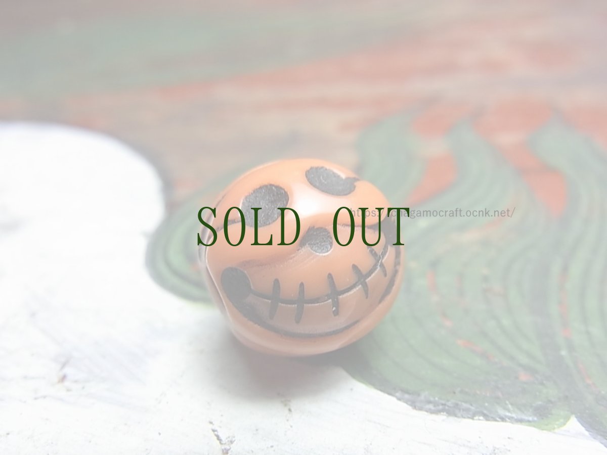 画像3: 料器製　数珠天玉　チベタンスカル・ルンゴ・両面　(tibetan skull )　チベット密教法具 (3)