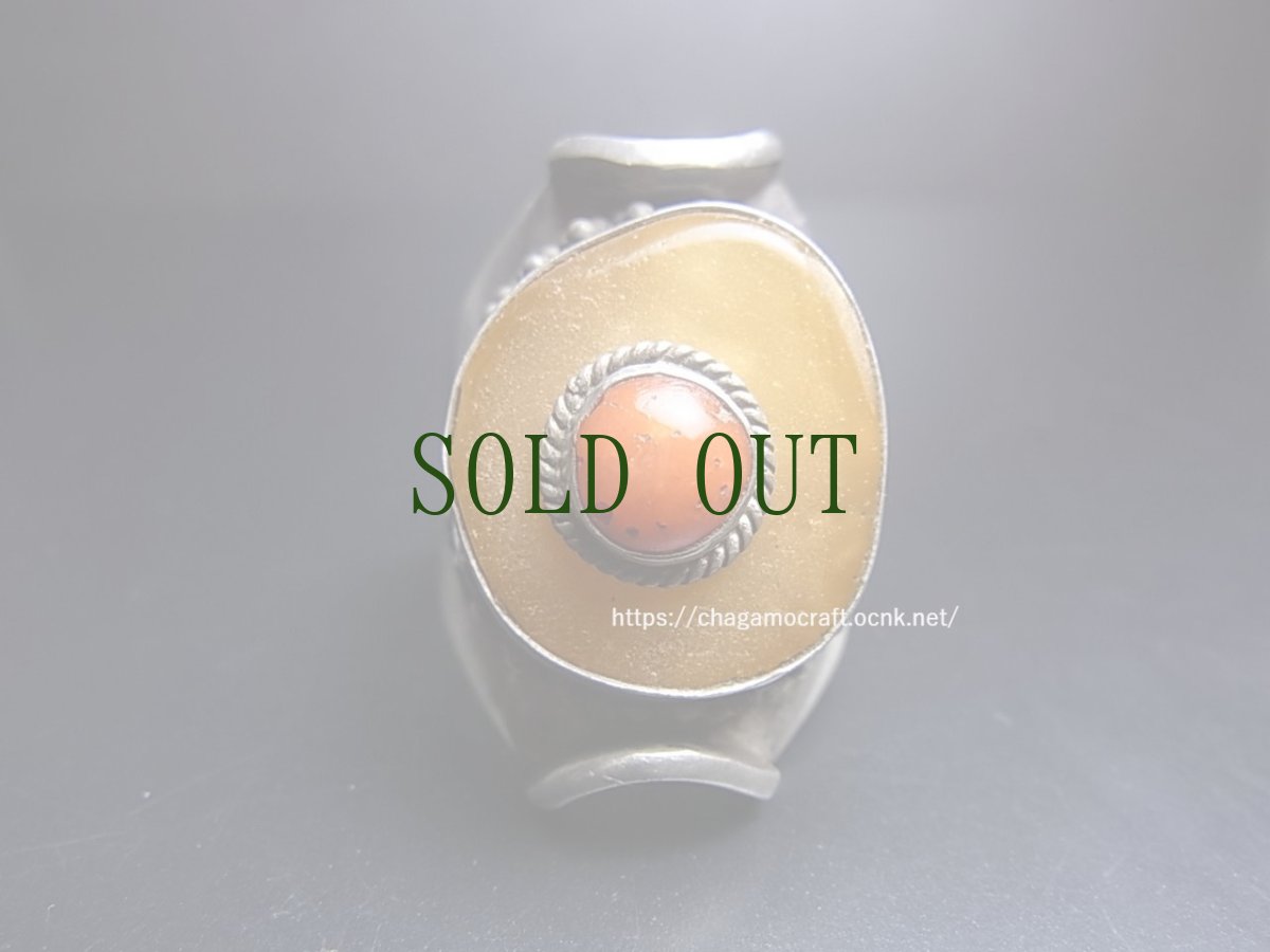 画像2: チベタン・オールドアンバーの銀製リング（925）（Tibetan old amber silver ring）蜜蝋琥珀 (2)