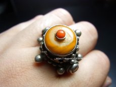 画像6: チベタン・オールドアンバーの銀製リング（925）（Tibetan old amber silver ring）蜜蝋琥珀 (6)