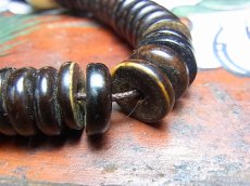 画像10: チベット・老椰子玉とペマラカの天玉、数珠カウンターのマーラー(念珠)　(Old Tibetan  palm beads  mala )　105玉 (10)