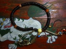 画像2: チベット・老椰子玉とペマラカの天玉、数珠カウンターのマーラー(念珠)　(Old Tibetan  palm beads  mala )　105玉 (2)
