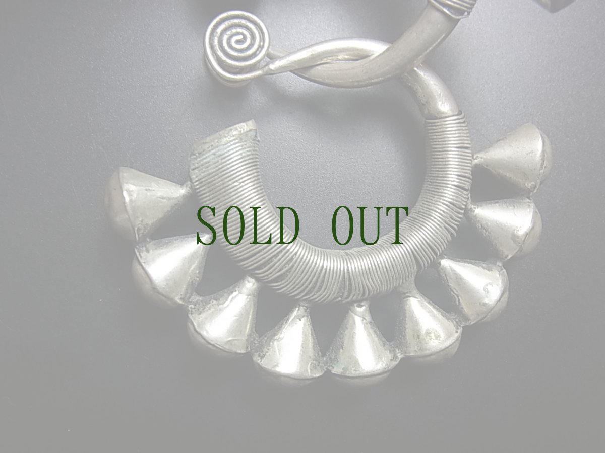 画像5: 貴州苗族（ミャオ族）の苗銀製トライバルピアス　(ラージゲージ・耳飾り)　  (5)