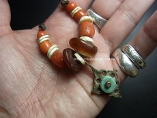 画像13: Old Tibetan coral and amber ornament for headdress　チベットアンティークコーラル（山珊瑚）とアンバー(蜜蝋琥珀)の飾り・アンティーク (13)