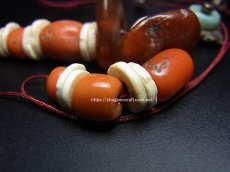 画像9: Old Tibetan coral and amber ornament for headdress　チベットアンティークコーラル（山珊瑚）とアンバー(蜜蝋琥珀)の飾り・アンティーク (9)