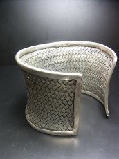 画像4: 貴州ミャオ族のシルバーバングル(ミャオ銀)　編み　約50mm (4)