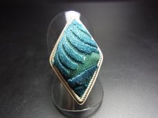 画像2: 貴州ミャオ族の刺繍古裂リング（苗銀製） (2)