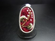 画像2: 貴州ミャオ族の刺繍古裂リング（苗銀製） (2)