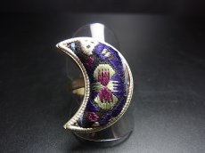 画像2: 貴州ミャオ族の刺繍古裂リング（苗銀製） (2)
