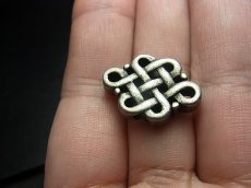 画像5: エンドレスノット（ベルべ・サンサーラ・無限の紐）チベット八吉祥紋・蔵銀製/シルバー色 (5)