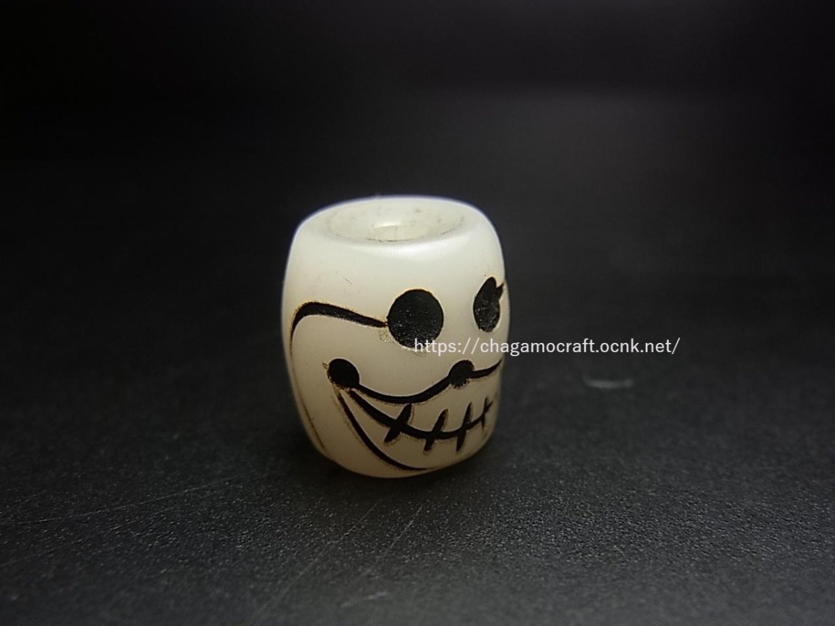 画像1: 料器製　数珠天玉　チベタンスカル・ルンゴ　(tibetan skull )　チベット密教法具 (1)