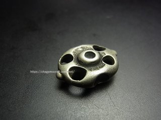 チベット 密教 天鉄　印鑑 印章　ハンコ　法器 刻 蔵式 天鉄　ペンダント チベット・聖獣虎の鉄製トクチャ(天鉄・Thogchags)・純銀製被せ