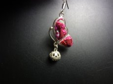 画像5: ミャオ族（苗族）の苗銀製・刺繍古裂ピアス/  Miao Old embroidery earrings　【蝶々】 (5)