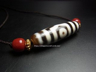 【 入手困難 】Dzi beadsジービーズ 赤瑪瑙 老礦仏二眼彫刻金剛杵天珠 入手困難 】Dzi beadsジービーズ 赤瑪瑙 老礦仏二眼彫刻金剛杵天