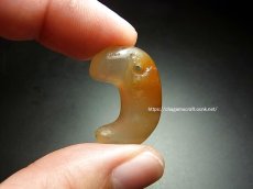 画像7: 古墳時代・瑪瑙製勾玉（Ancient Magatama、kofun period） (7)