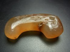画像6: 古墳時代・瑪瑙製勾玉（Ancient Magatama、kofun period） (6)