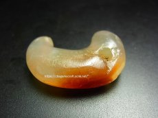 画像3: 古墳時代・瑪瑙製勾玉（Ancient Magatama、kofun period） (3)