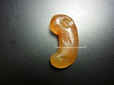 画像1: 古墳時代・瑪瑙製勾玉（Ancient Magatama、kofun period） (1)