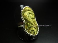 画像1: 貴州ミャオ族の刺繍古裂リング（苗銀製）落花生 (1)