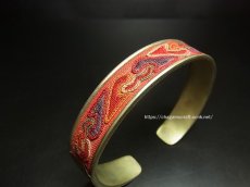 画像2: 貴州省ミャオ族の刺繍古裂バングル(苗銀)　Old embroidery Miao silver bangle　 (2)