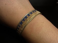 画像6: 貴州省ミャオ族の刺繍古裂バングル(苗銀)　Old embroidery Miao silver bangle　 (6)