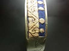 画像3: 貴州省ミャオ族の刺繍古裂バングル(苗銀)　Old embroidery Miao silver bangle　 (3)