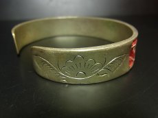 画像5: 貴州省ミャオ族の刺繍古裂バングル(苗銀)　Old embroidery Miao silver bangle　 (5)