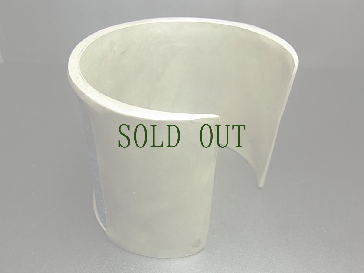 画像5: 貴州省ミャオ族の刺繍古裂バングル(苗銀)　Old embroidery Miao silver bangle　 (5)