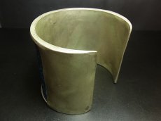 画像5: 貴州省ミャオ族の刺繍古裂バングル(苗銀)　Old embroidery Miao silver bangle　 (5)