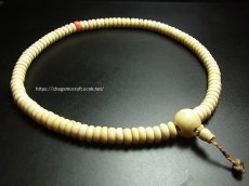 画像2: チベットの老料器製念珠　104玉　(old tibetan  mala )　アンティーク (2)