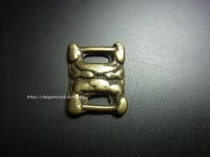 画像2: 経文鍵・ tibetan fibula thogchag・トクチャ(天鉄・鉄製)　饕餮（獣面紋） (2)