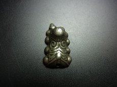 画像4: チベット・トクチャ(天鉄・Thogchags)　センゲ（雪獅子・臥獅子）蔵銀製 (4)