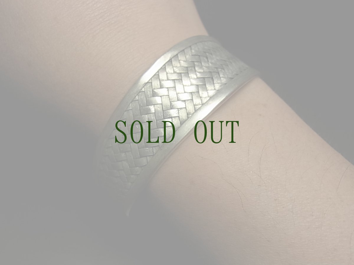 画像5: 貴州ミャオ族のシルバーバングル(ミャオ銀)　編み　約24 mm (5)